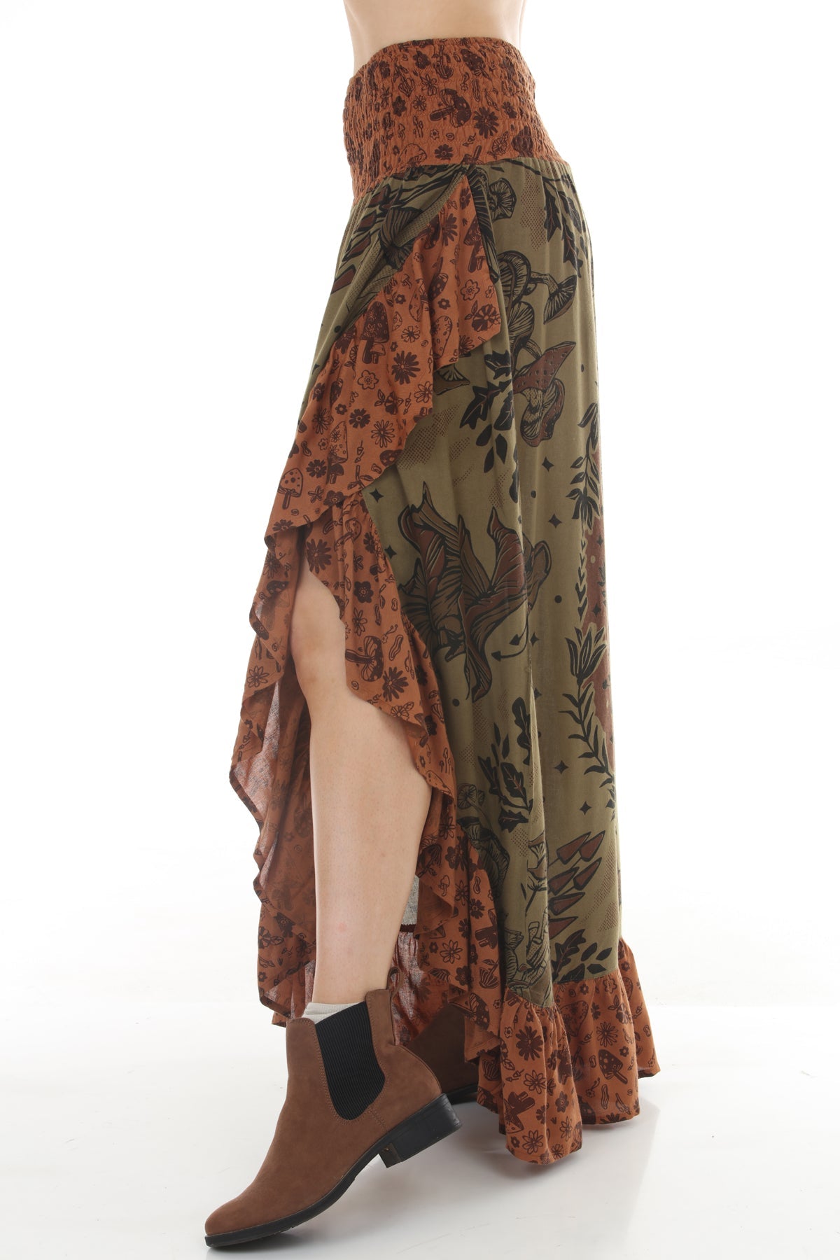 Mushroom Ruffle Slit Skirt