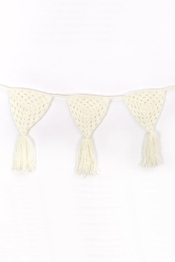 Knitted Garland Decoration