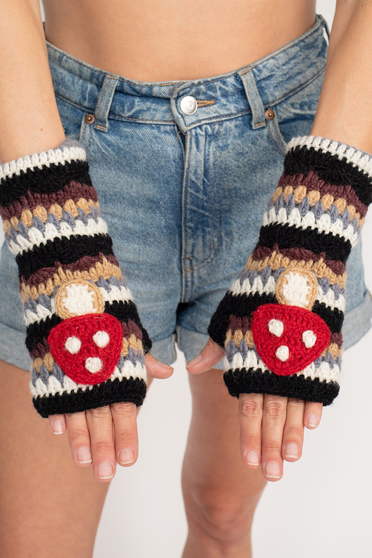 Woolen Motif Armwarmer