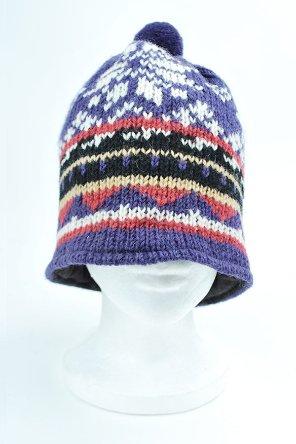 Snow flakes hat with pom pom